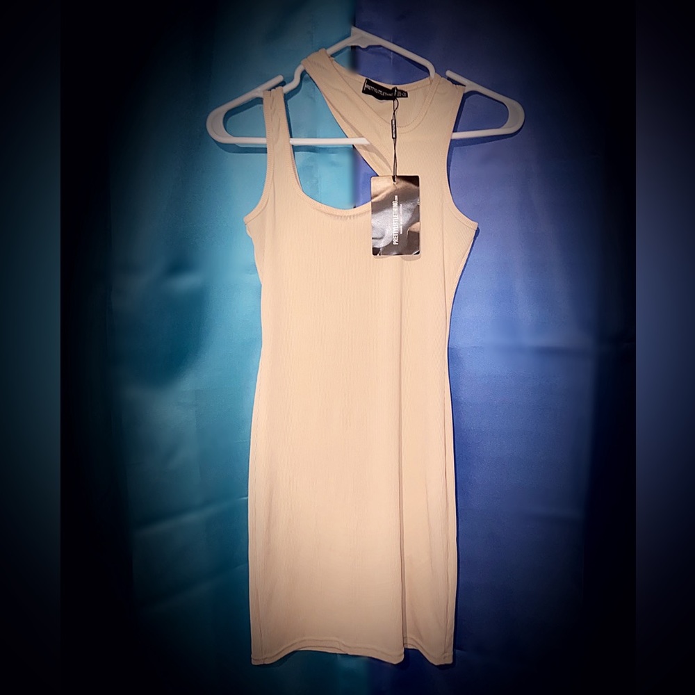Body hugging mini-dress